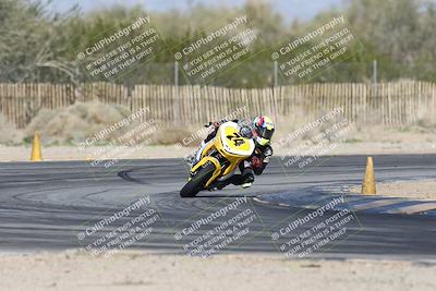 media/Jan-15-2026-Racers Edge (Thu) [[dfebeb70ab]]/2-A Group/Session 5 Turn 2/